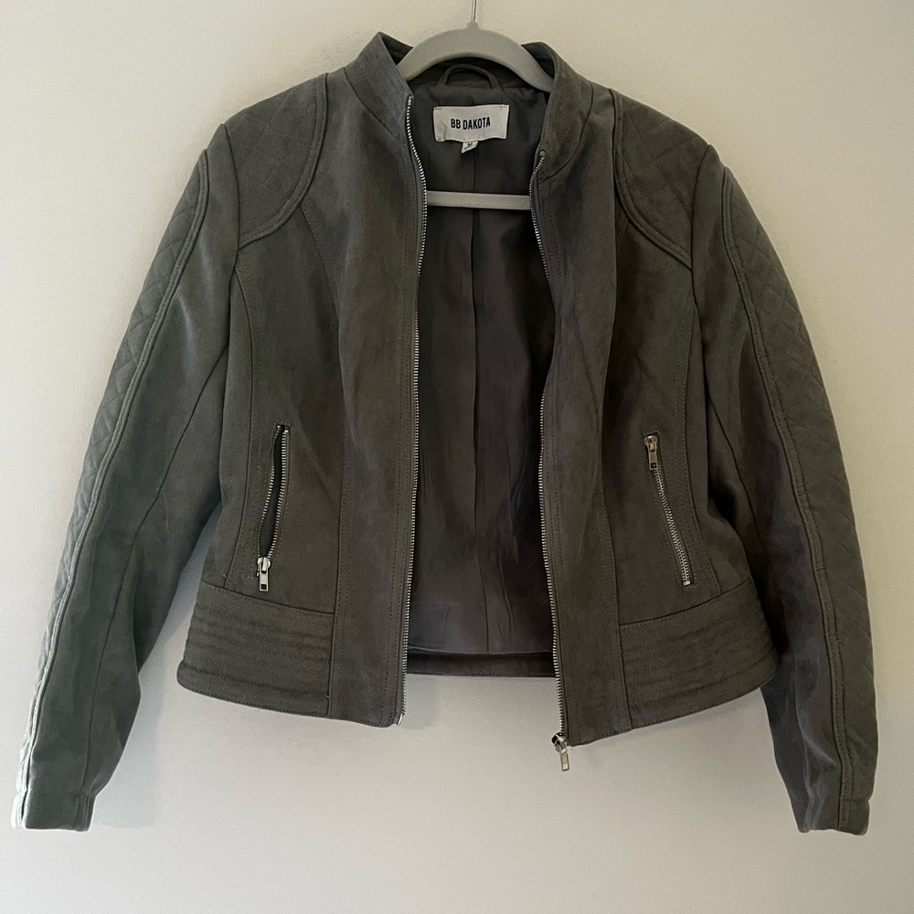 Brand: BB Dakota | Size: Medium | Color: Gray